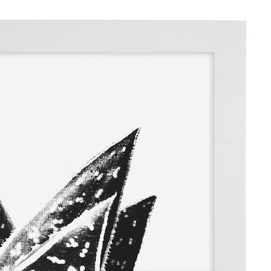 Kate and Laurel 12" x 18" White Gallery MDF Picture Frames with 11" x 17" Mat, 4ct.